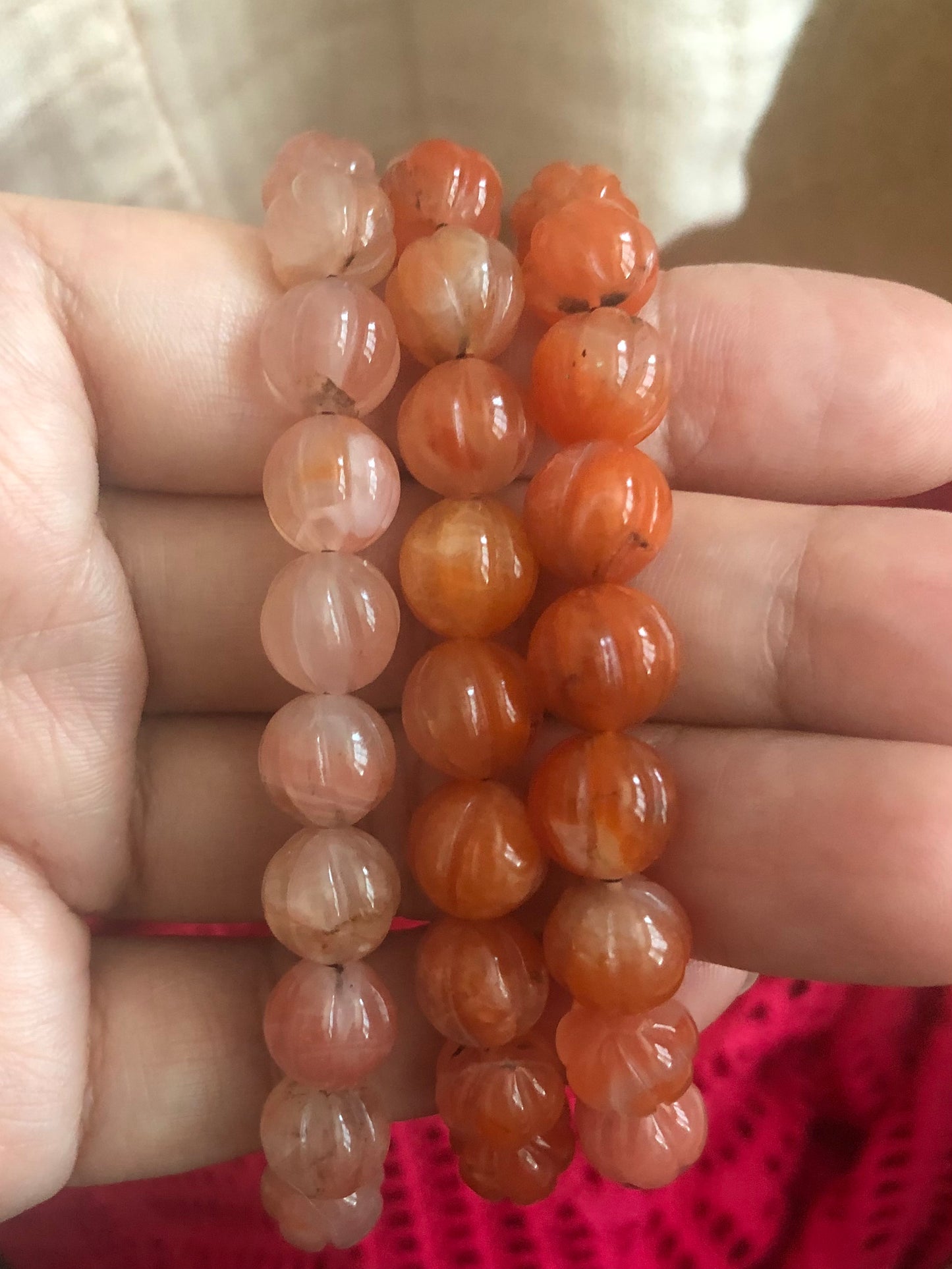 Jade bracelet with fine detail - Deli Aroma